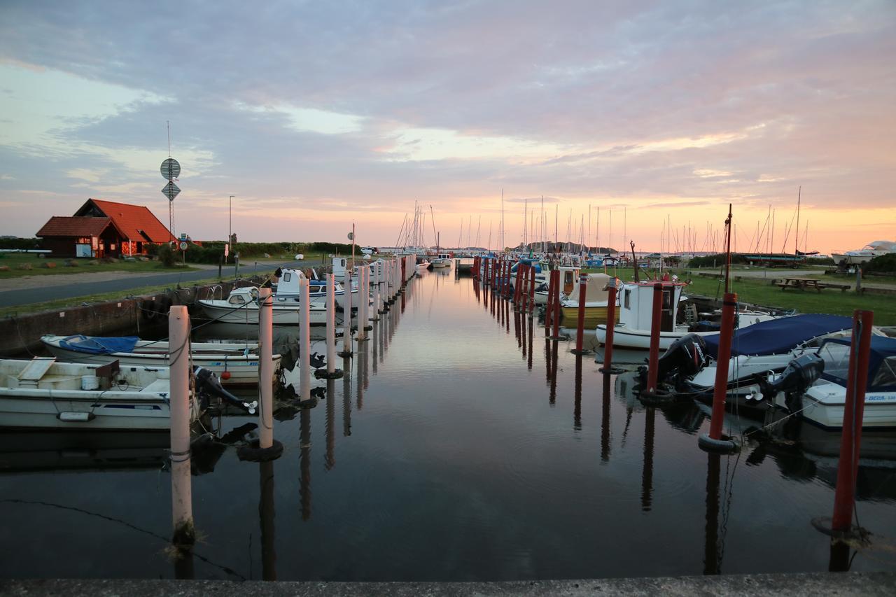 Birkelygaard Bed & Breakfast Hårby エクステリア 写真