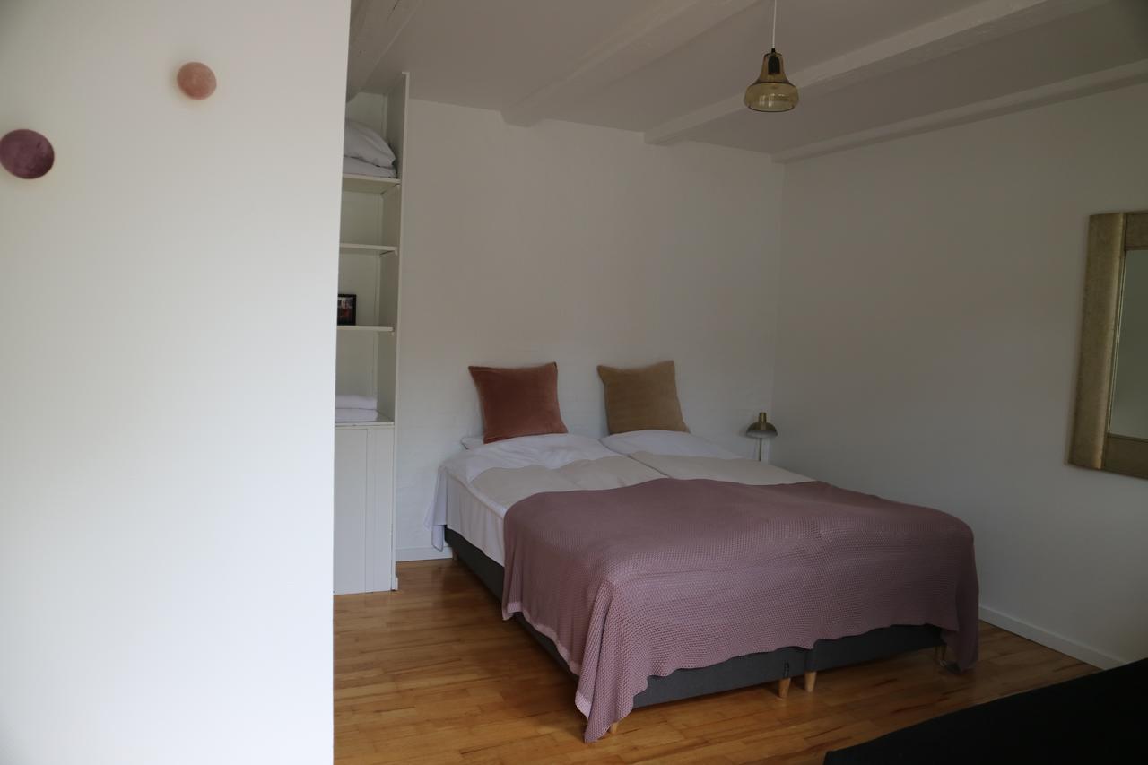 Birkelygaard Bed & Breakfast Hårby エクステリア 写真